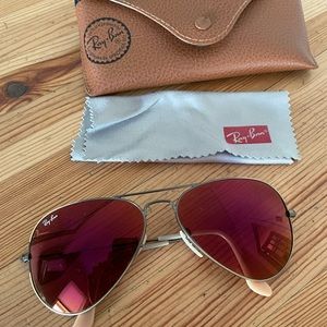 AUTHENTIC Ray ban bright crimson sunglasses. Large